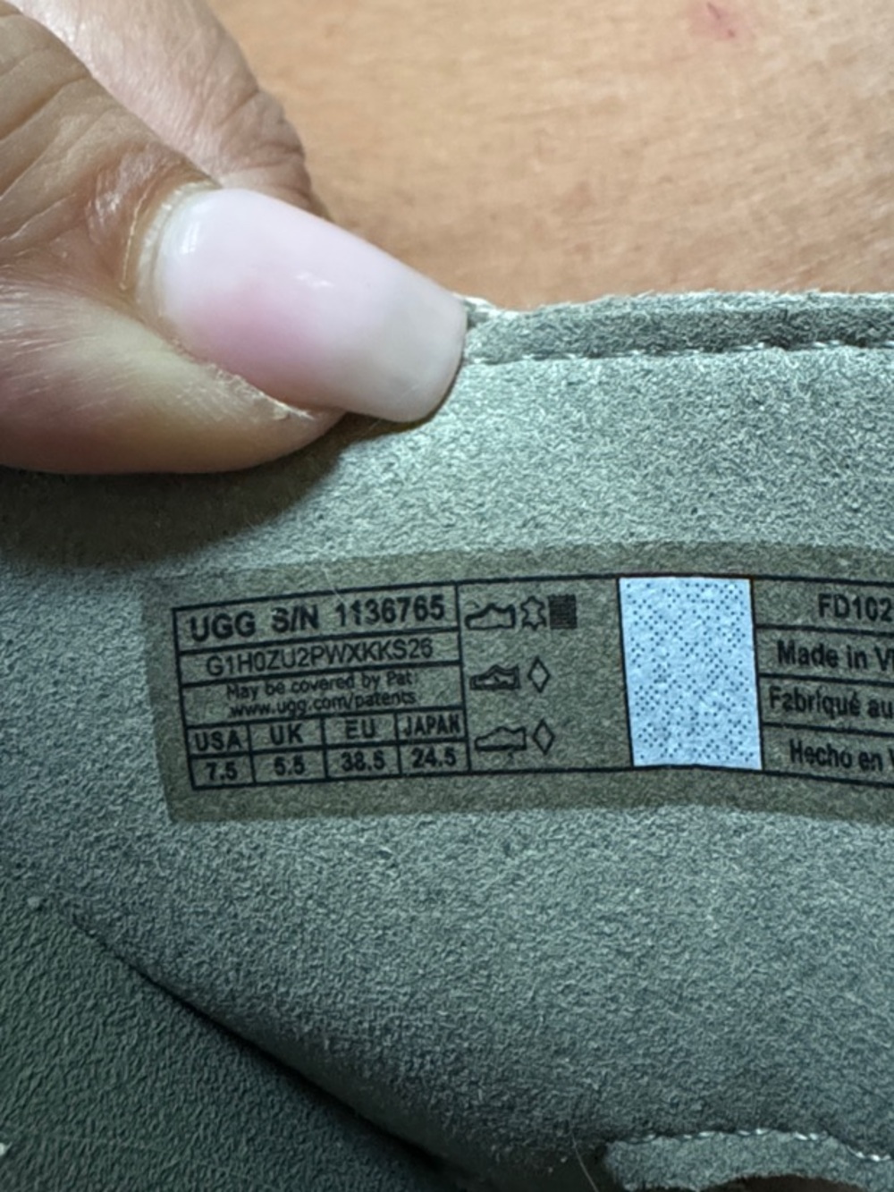 UGG Women’s Grey Chunky Platform Sandals - Picture 4 of 4